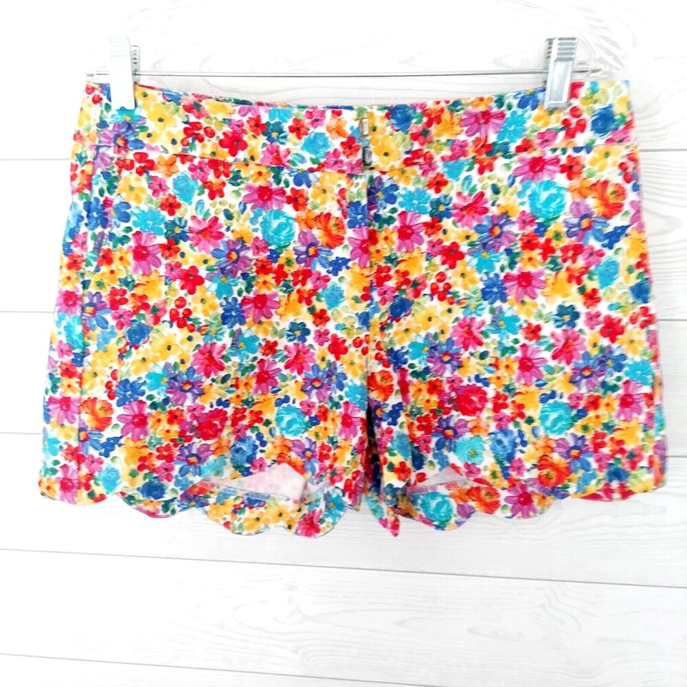 Attyre Shorts Floral Size 6 Scalloped Colorful Mackenzie